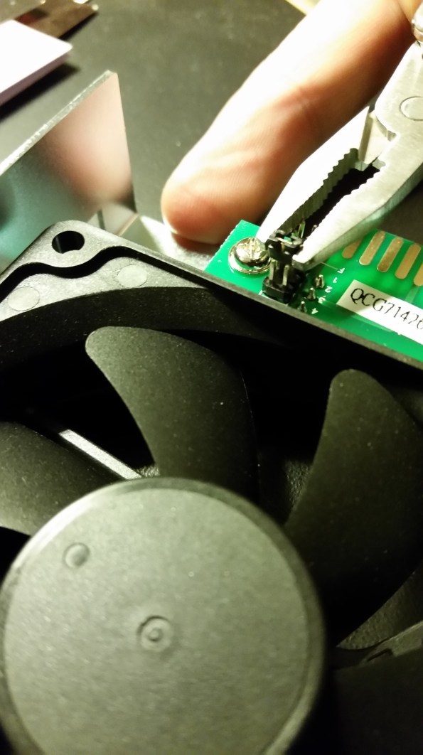 How to move fan speed jumper on Magma Express 3T